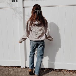 Meet your Posher, Avery